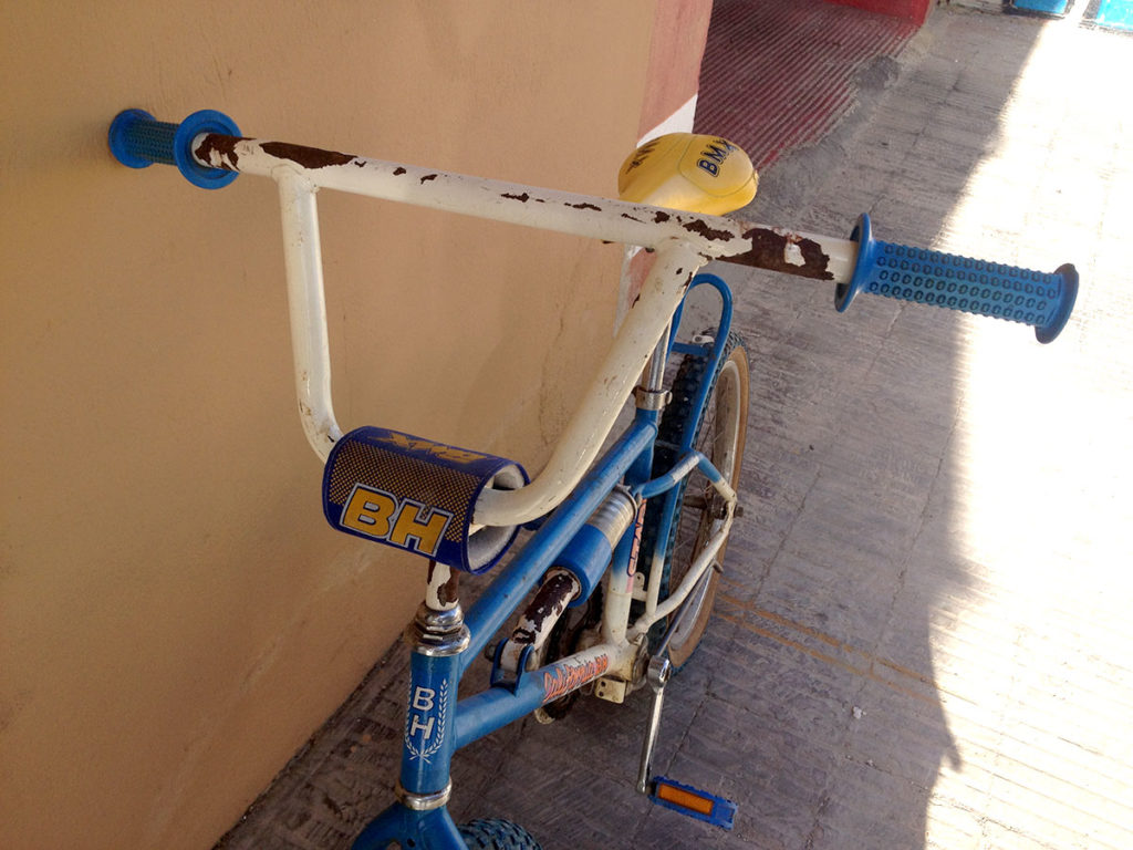 bicicleta kuwahara restauración pintura