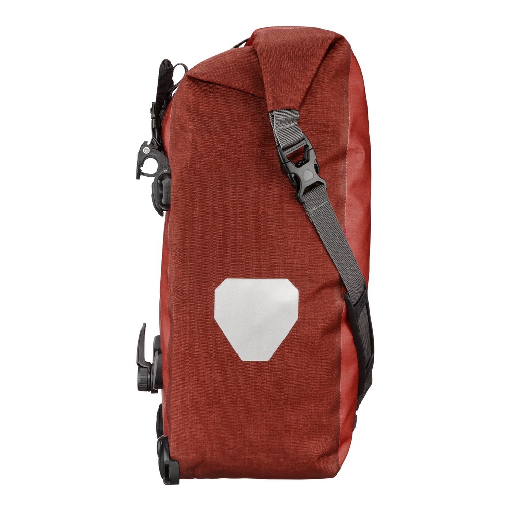 Alforjas Ortlieb Back-Roller Plus (2X) Cr Par 20 Litros Granate Rojo - Imagen 4